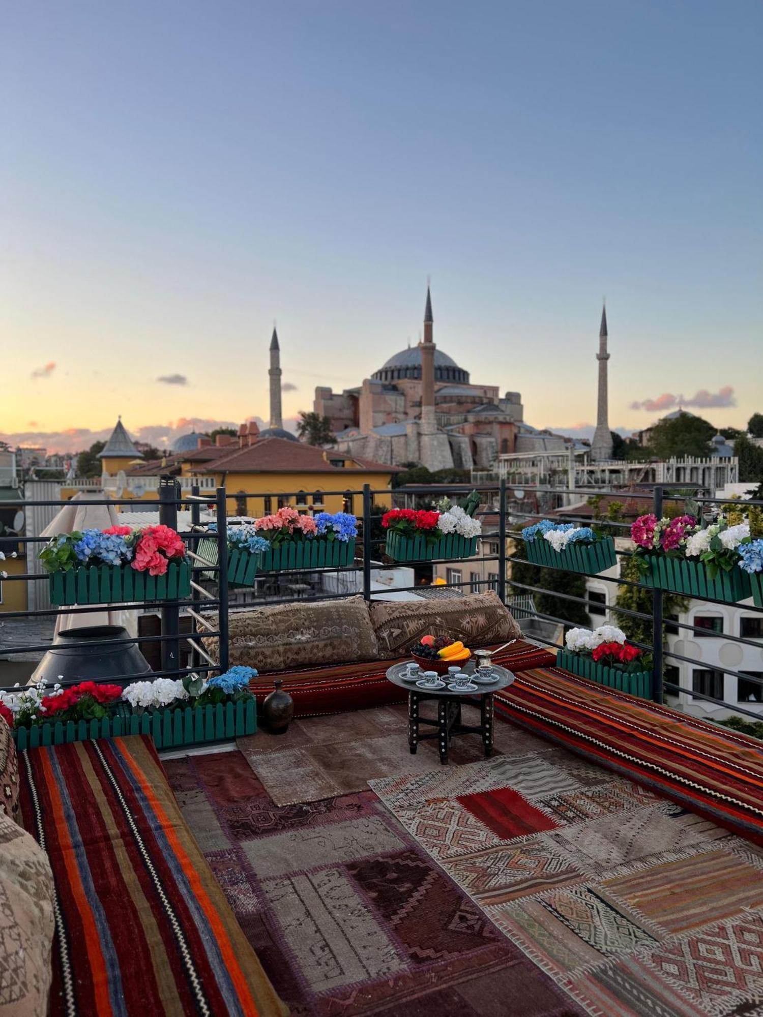 Henna Hotel Istanbul Luaran gambar